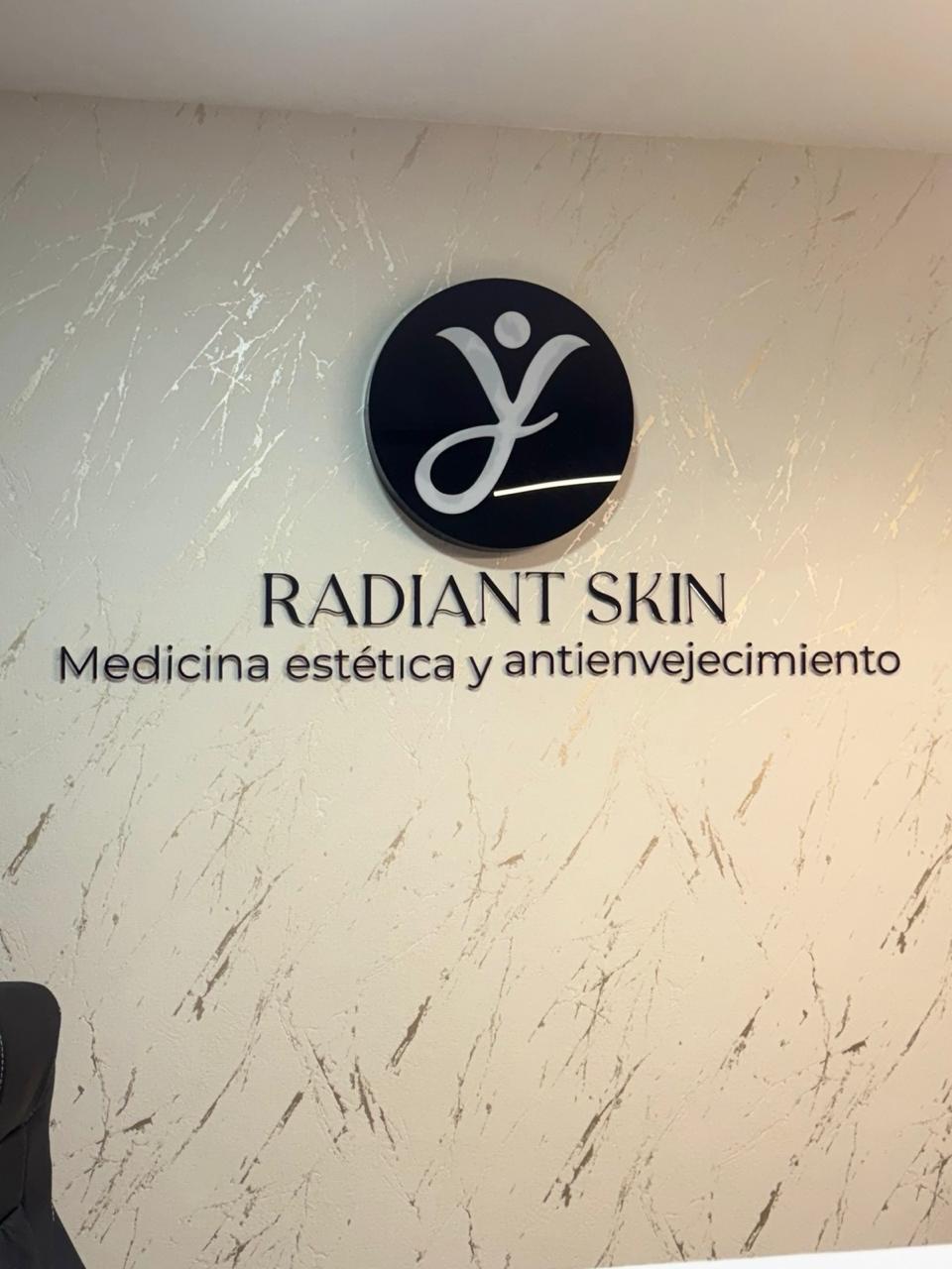Recepción Radiant Skin, medicina estética y antienvejecimiento